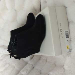 Anne Klein black suede booties